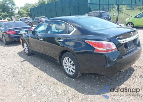 2015 Nissan Altima 2.5 S z USA, uszkodzony, nr VIN 1N4AL3AP6FC455991